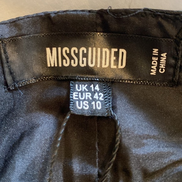 Missguided Satin Hook and Eye Front Bralet NWT size 10 - Picture 6 of 6